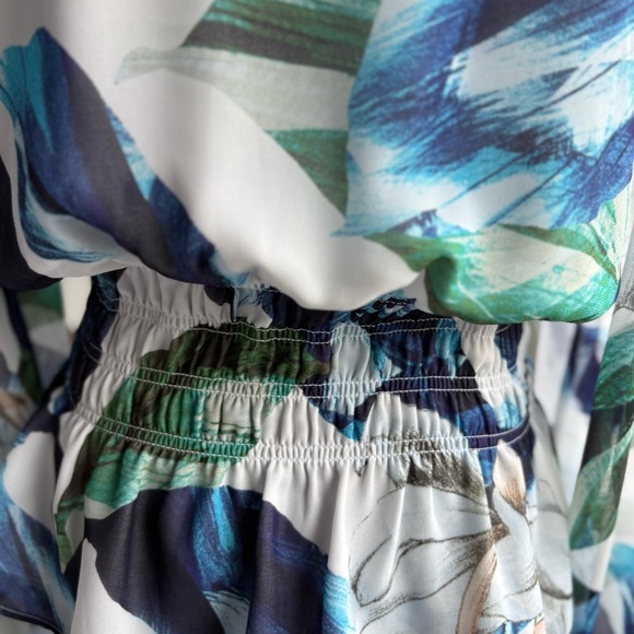 WHBM Floral V-Neck Smocked Waist Long Sleeve Blouse with Peplum - Picture 10 of 15